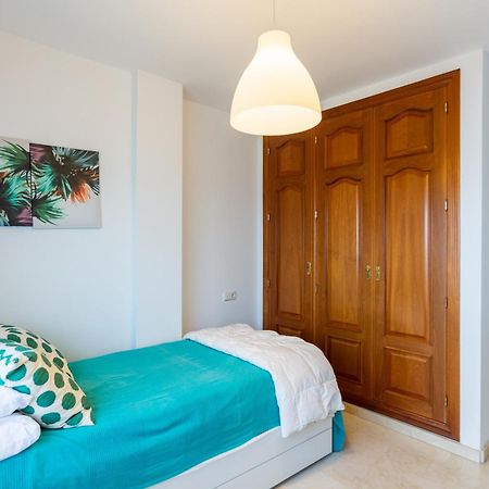 Bonito Apartamento En Primera Linea De Playa 埃斯特波纳 外观 照片