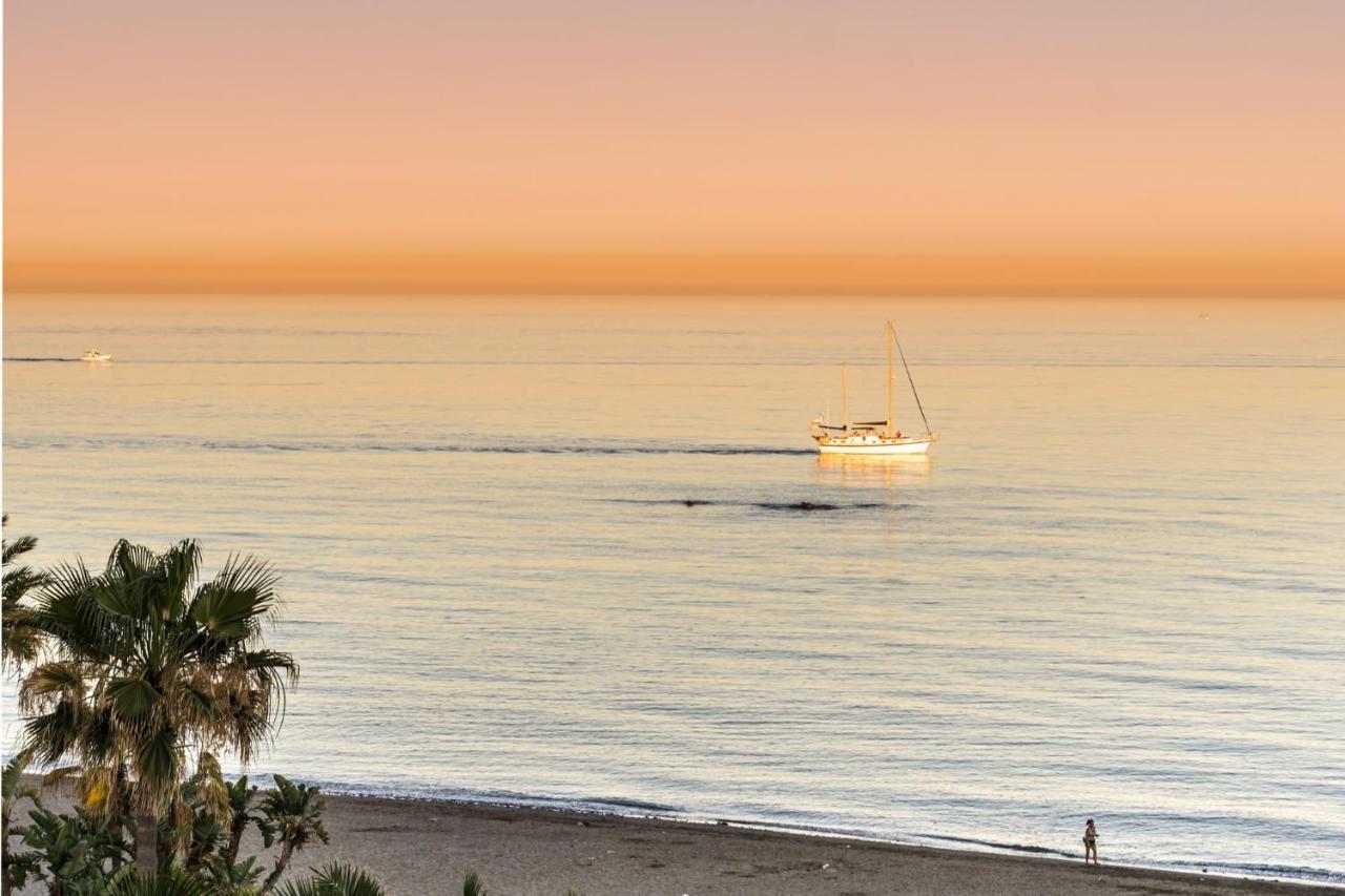 Bonito Apartamento En Primera Linea De Playa 埃斯特波纳 外观 照片