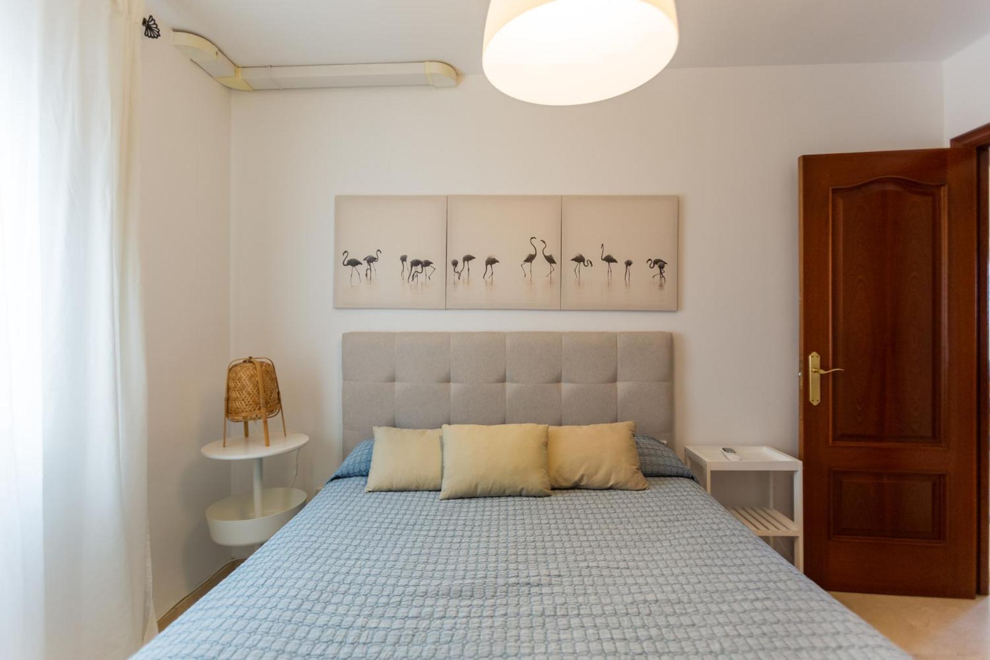 Bonito Apartamento En Primera Linea De Playa 埃斯特波纳 外观 照片